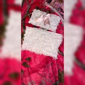 White ruffle/Lacey intimate skirt and top